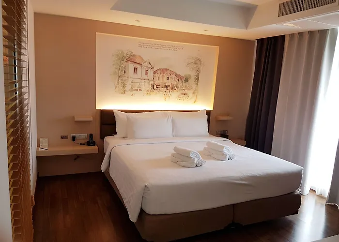 Parinda - Near Benjakitti Park & Queen Sirikit National Convention Center 호텔 4*